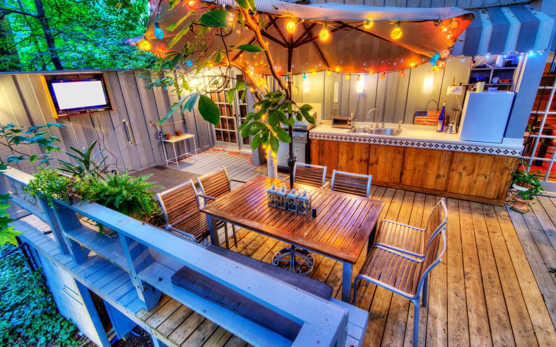 7 Deck Storage Solutions: Organize Your Outdoor Space
